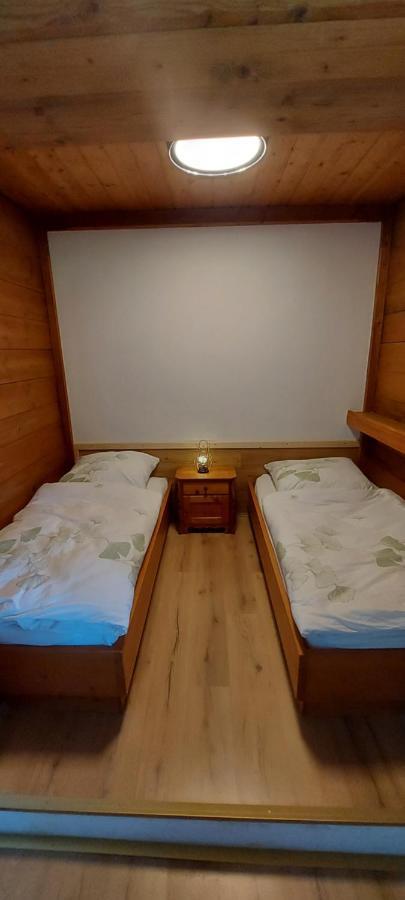 Ruhig Gelegene Ferienwohnung Im Gruenen Mit Terrasse Und Kleinem Garten Rotthalmuenster Εξωτερικό φωτογραφία